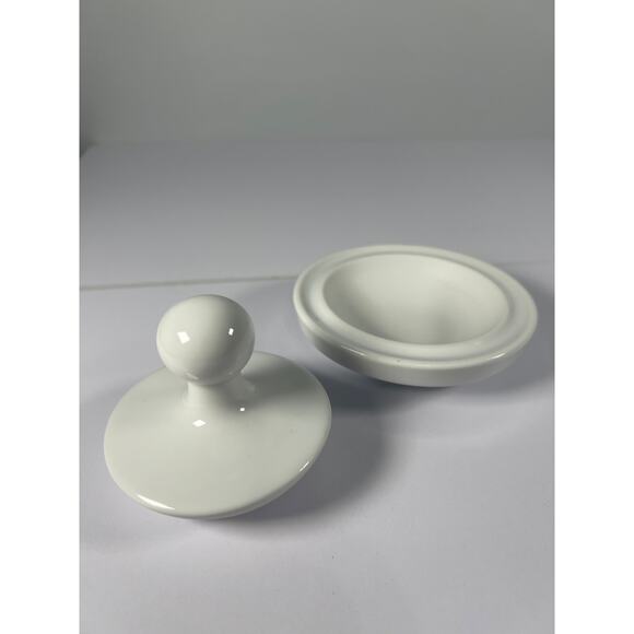 Flying Saucer Porcelain Mortar and Pestle, Small 3” tall x 4” width - Picture 2 of 8